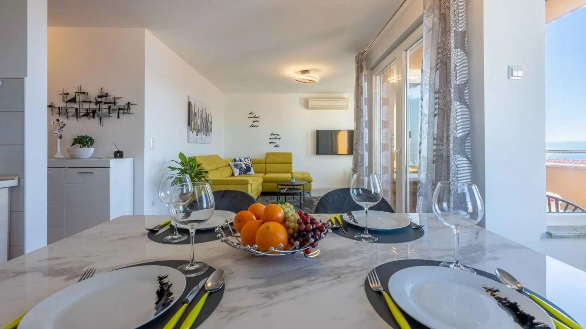 Apartments In Crikvenica 41686