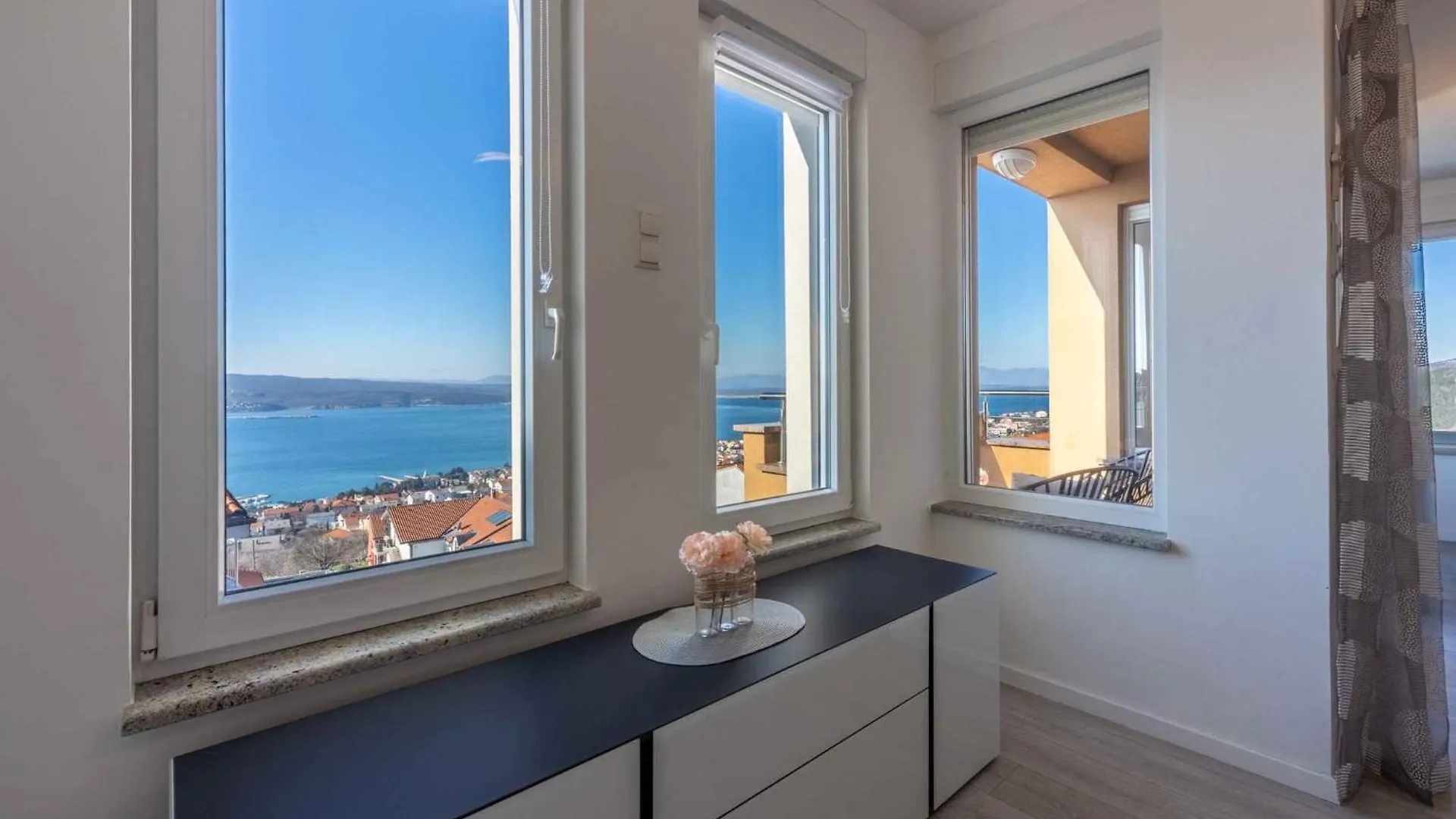 Apartments In Crikvenica 41686