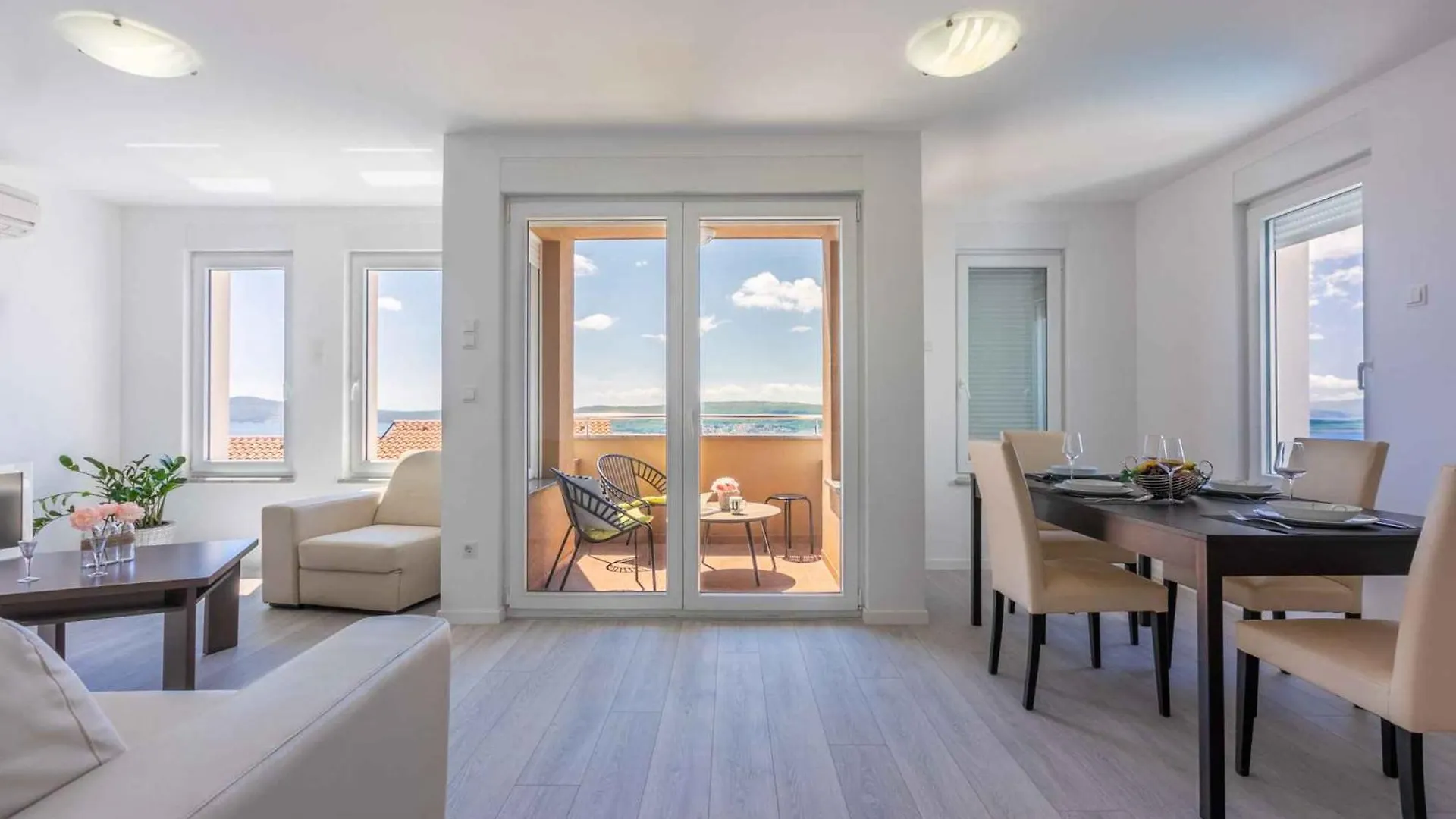 Apartments In Crikvenica 41686