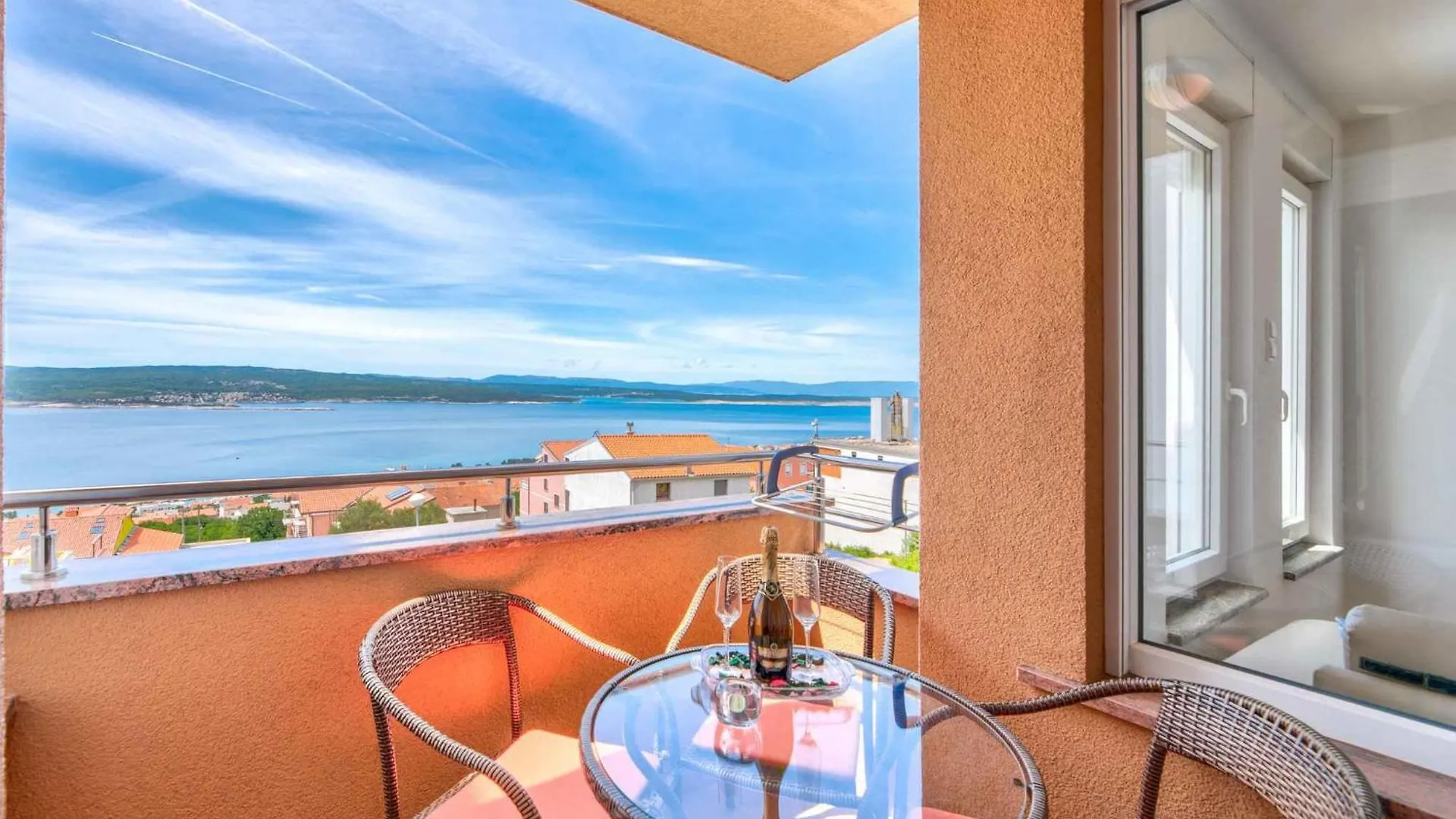 Apartments In Crikvenica 41686